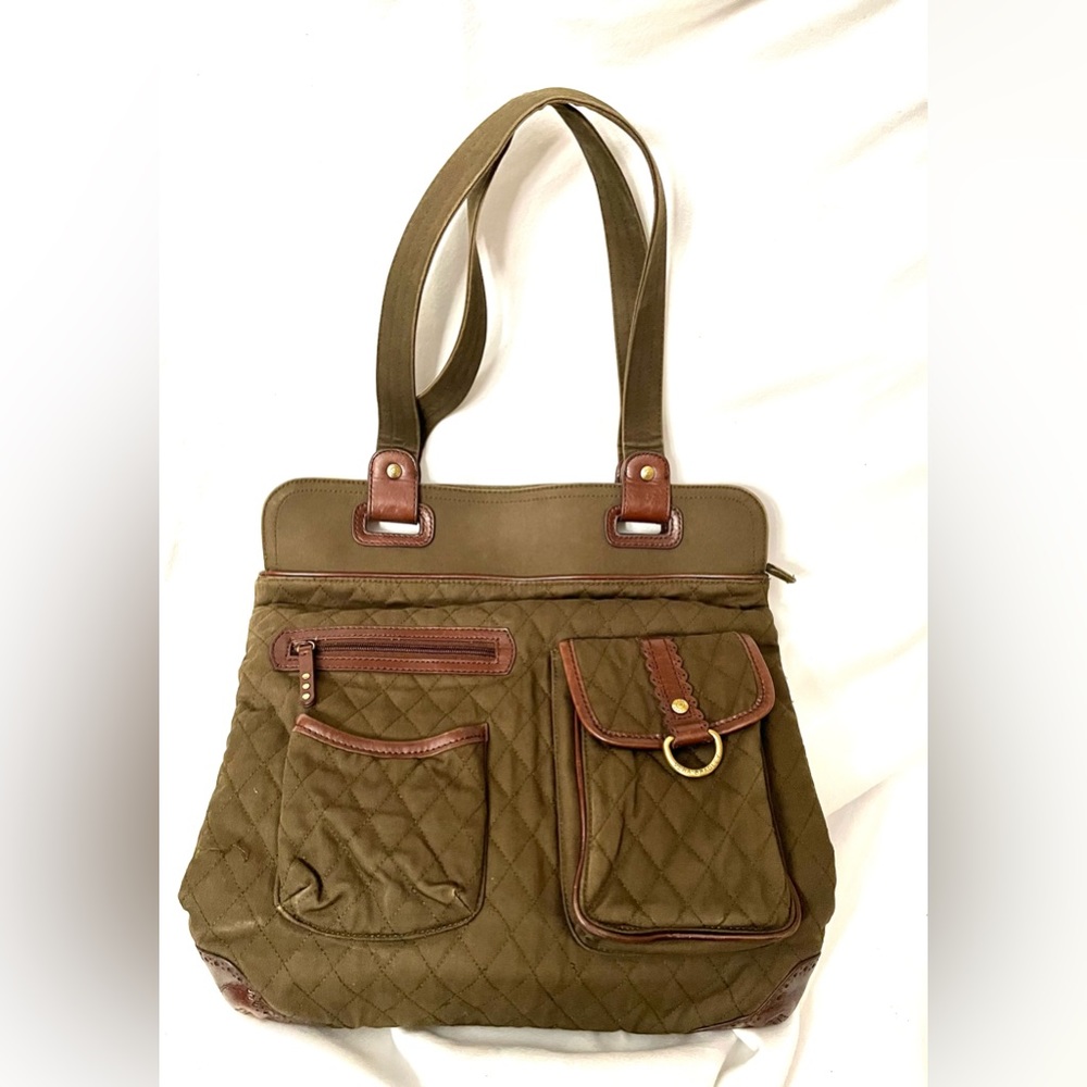 Perfect bag for fall solid army green Vera Bradley bag with floral pink lining